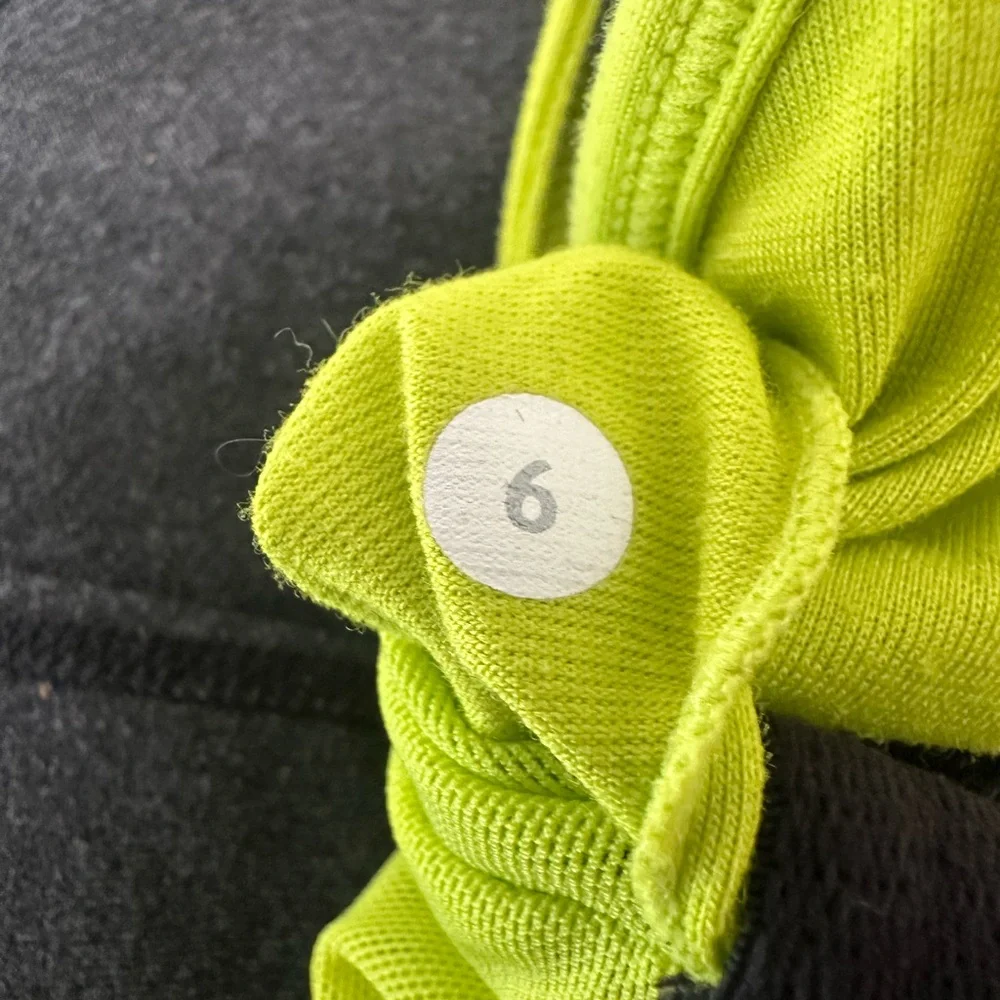 lululemon athletica Gray Tank Top with‎ Yellow Straps women size 6